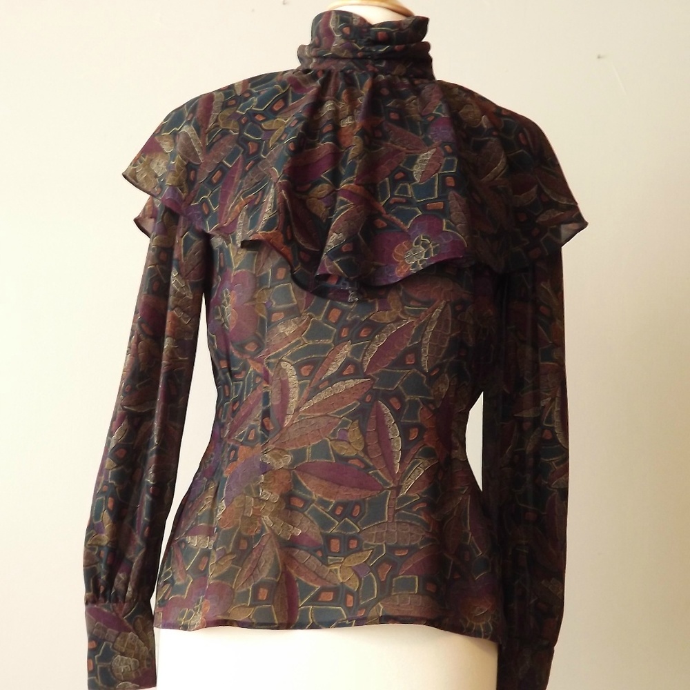 Vintage Ruffled Shirt - Picture 2 of 2